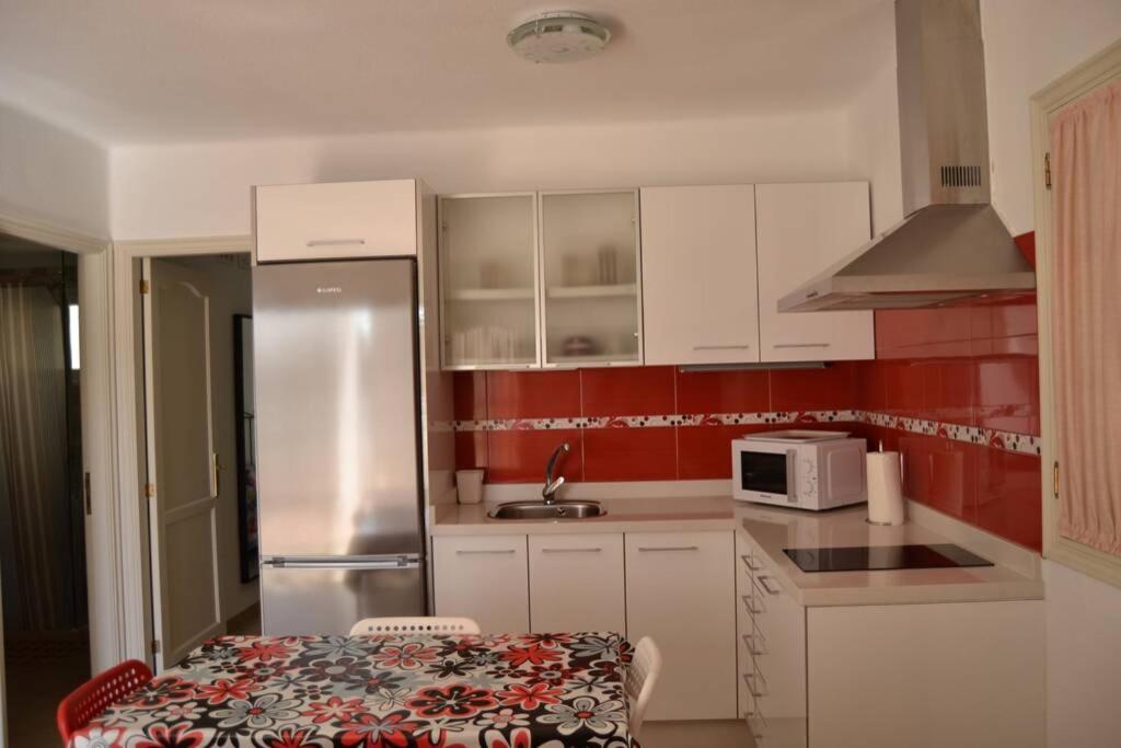 Casa Nori - Apartamento A 4 Minutos De La Playa ティアス エクステリア 写真